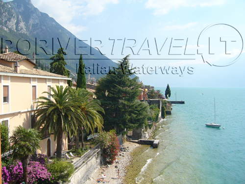 Visit the natural beauties of the Lake Garda